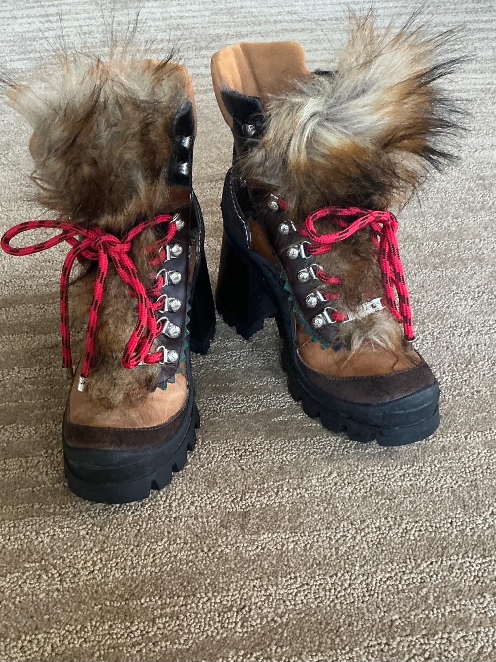 DSQUARED2 Queen Peak Brown Faux-Fur Platform Hiking Heel Boots size 38.5IT/8US